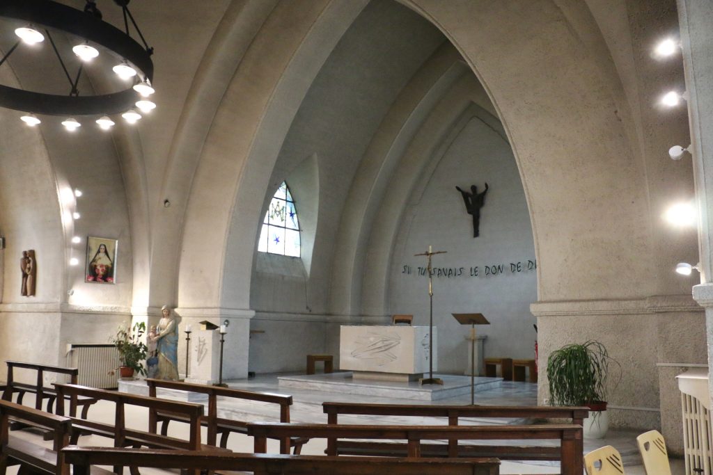 chapelle-interieur-001